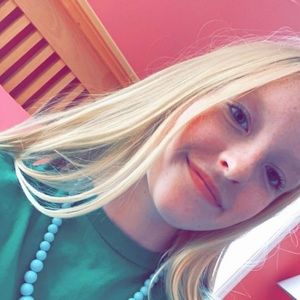 Meet your Posher, Abbie